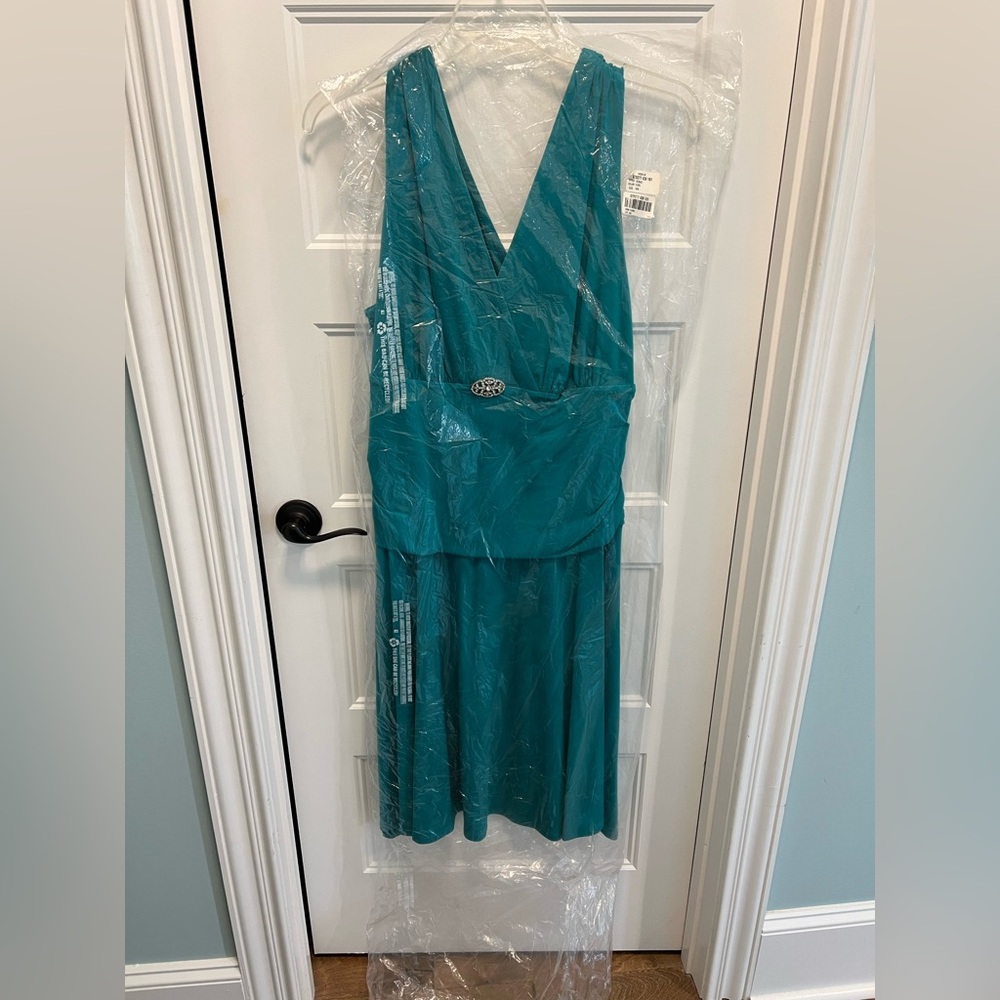 Erin B. Chic Teal Dress